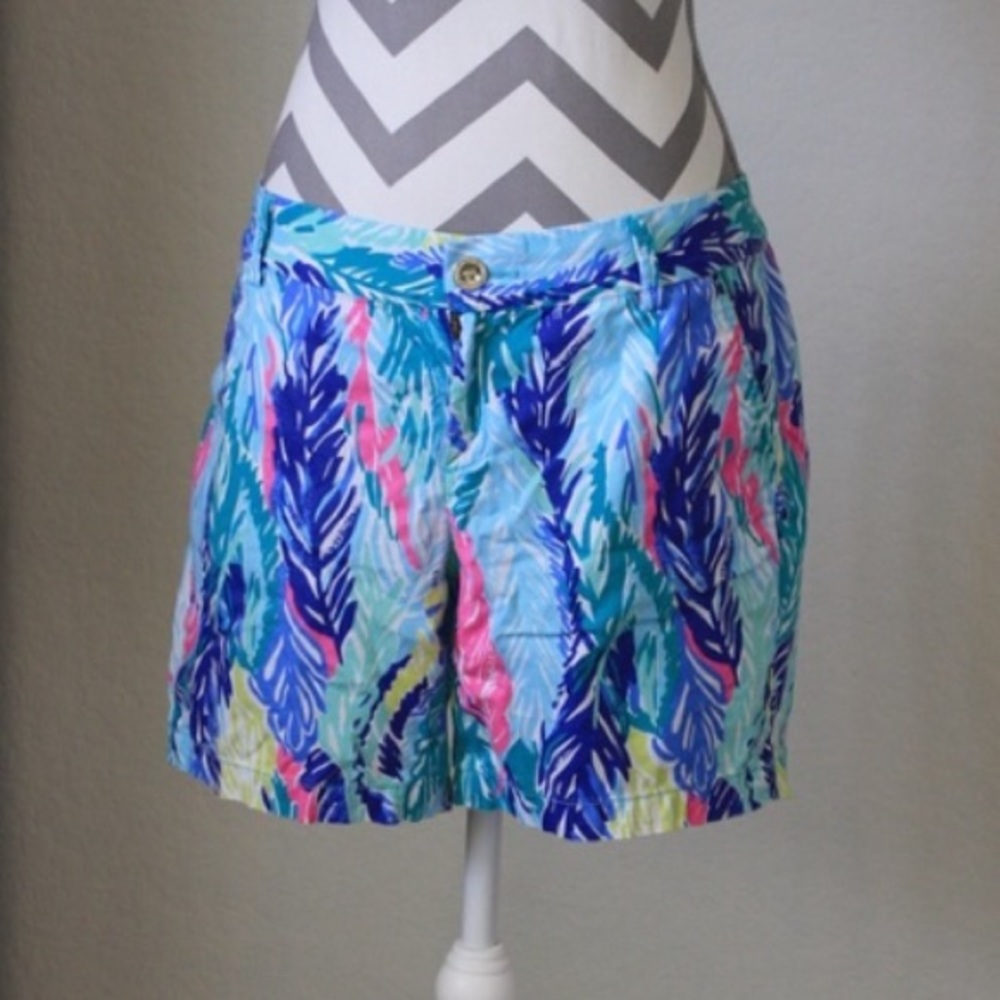 Lilly Pulitzer Jayne feather print shorts